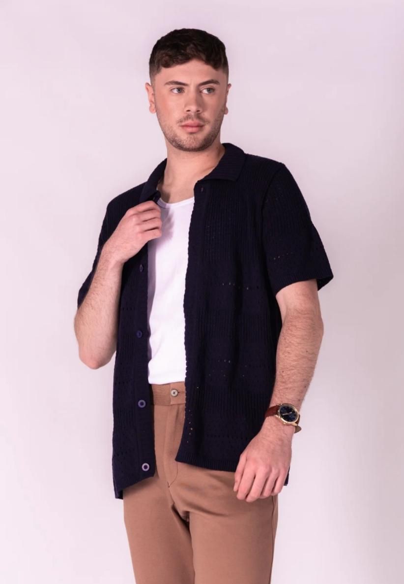 Camisa Santorini, tejida en hilo, azul noche, S, M, L, $110